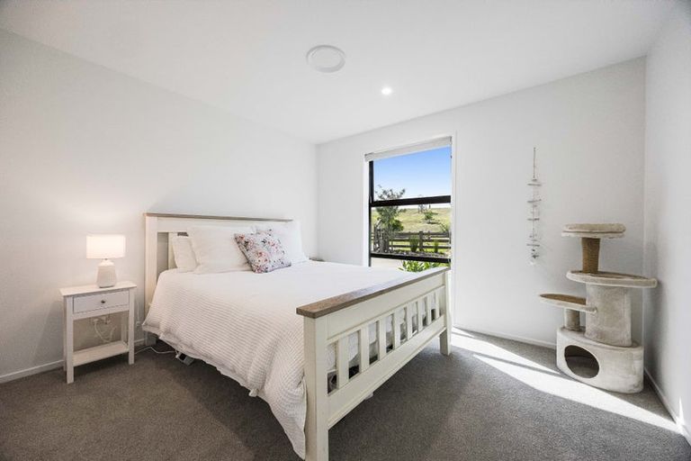 Photo of property in 9 Johnson Place, Stillwater, Silverdale, 0993