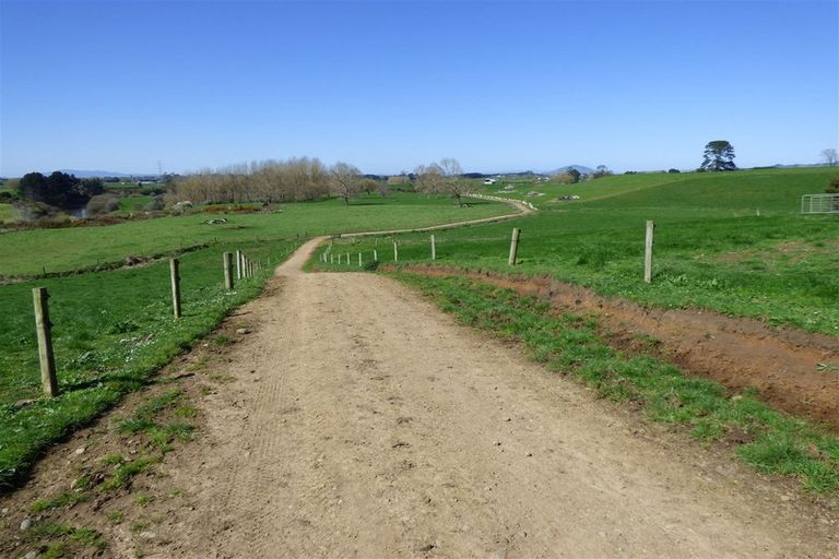 Photo of property in 336 Grove Road, Te Pahu, Hamilton, 3285