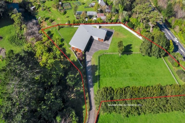 Photo of property in 483 Corbett Road, Lepperton, New Plymouth, 4373