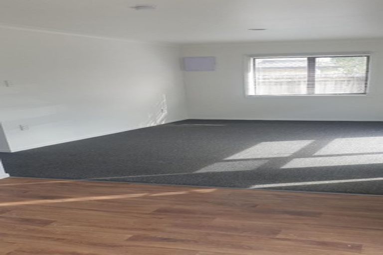 Photo of property in 8 Hill Road, Papatoetoe, Auckland, 2025
