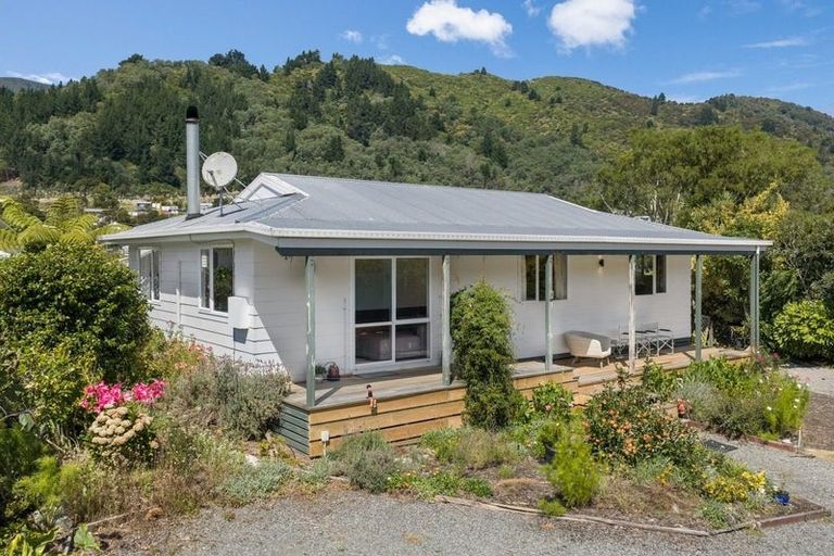 Photo of property in 5 Victoria Close, Picton, 7220