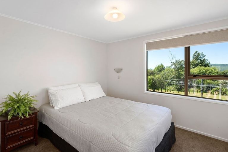 Photo of property in 5 Rangikatea Road, Omori, Turangi, 3381