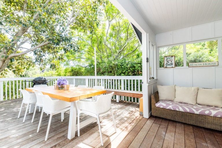 Photo of property in 51 Airini Road, Waimarama, 4294