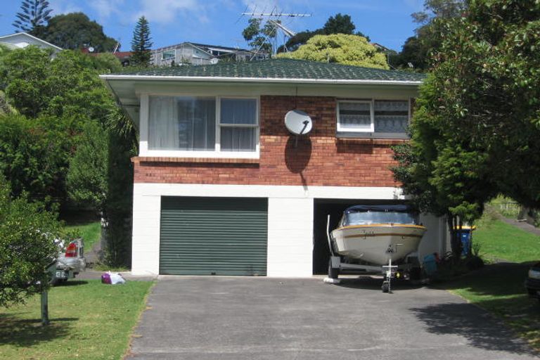Photo of property in 1/45 Bentley Avenue, Glenfield, Auckland, 0629