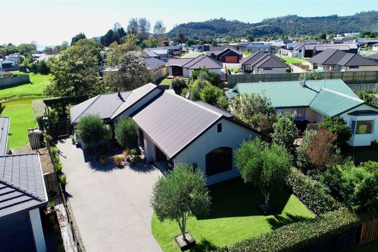 Photo of property in 16 Protea Crescent, Whitianga, 3510