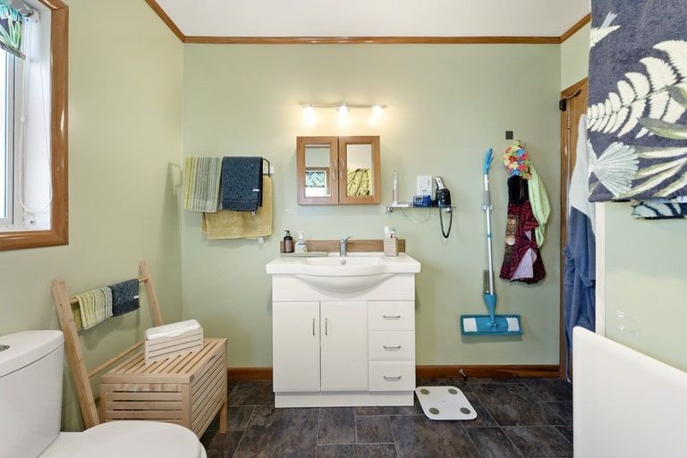 Photo of property in 11 Tomin Road, Glenview, Hamilton, 3206