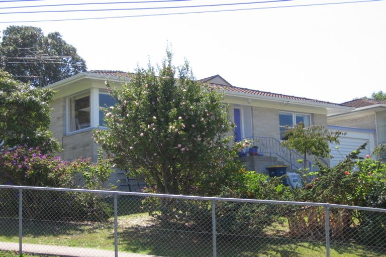 Photo of property in 1/447 Beach Road, Mairangi Bay, Auckland, 0630