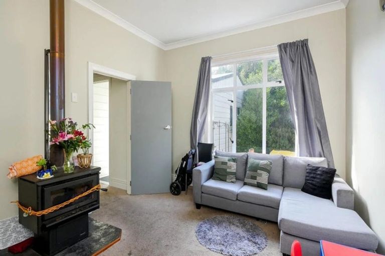 Photo of property in 72 Cranley Street, Saint Kilda, Dunedin, 9012
