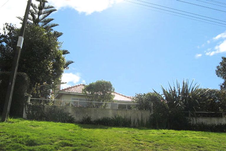 Photo of property in 42 Abbotsford Road, Waipawa, 4210