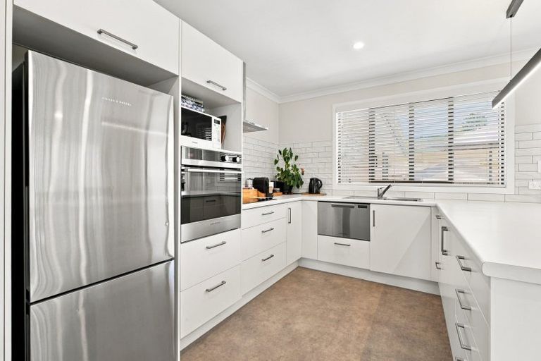 Photo of property in 154 Adler Drive, Ohauiti, Tauranga, 3112