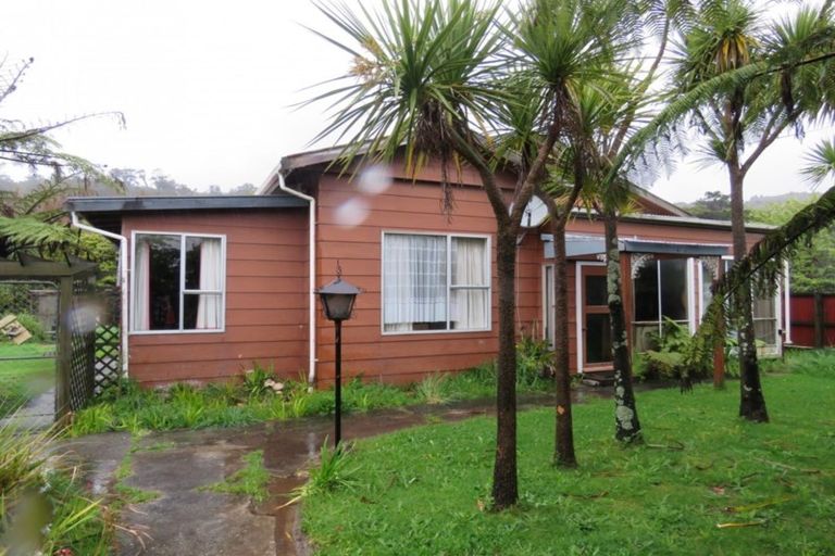 Photo of property in 20 Main Rd Ngakawau, Ngakawau, 7824