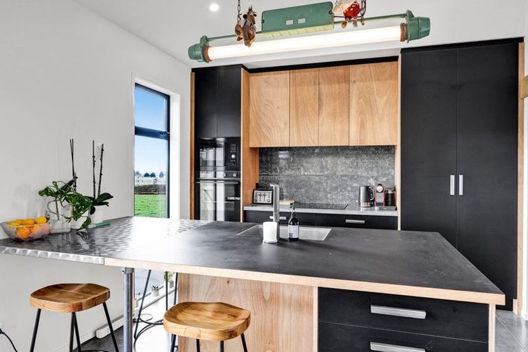 Photo of property in 58 Monmouth Road, Pembroke, Stratford, 4394