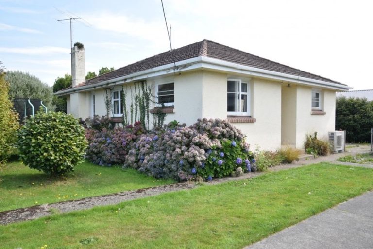 Photo of property in 76 Wallace Street, Grasmere, Invercargill, 9810