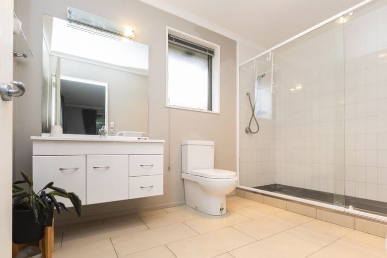 Photo of property in 12 Fuchsia Place, Halswell, Christchurch, 8025