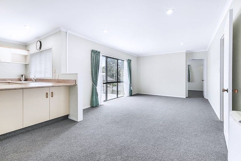 Photo of property in 18 John Webb Drive, Glenview, Hamilton, 3206