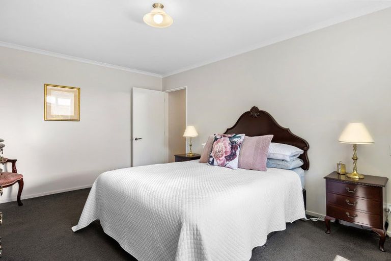 Photo of property in 21 Lewis Close, Rangiora, 7400