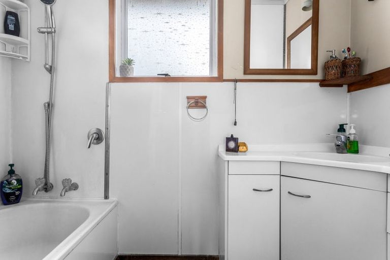 Photo of property in 29 Hydro Road, Edgecumbe, 3120