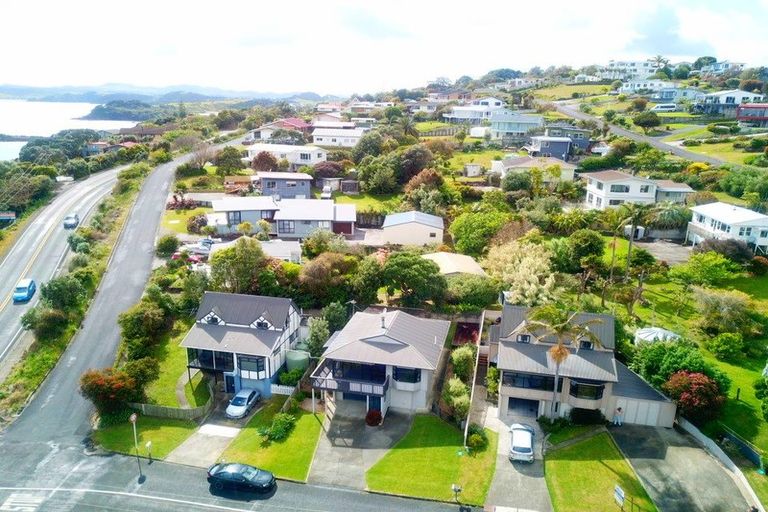 Photo of property in 6 Seaview Road, Cable Bay, 0420