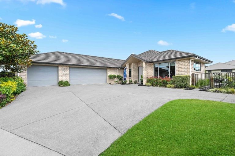 Photo of property in 15 Michael Terrence Place, Flagstaff, Hamilton, 3210