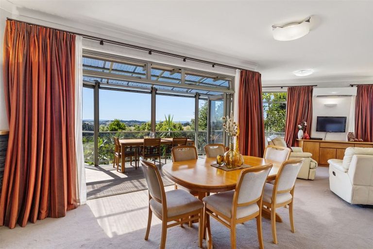Photo of property in 565 Redoubt Road, Flat Bush, Auckland, 2019