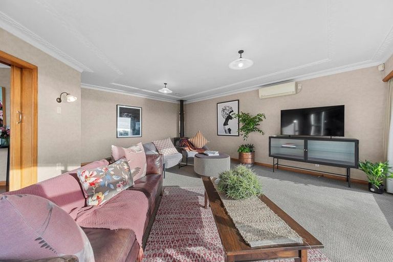 Photo of property in 410 Devon Street West, Lynmouth, New Plymouth, 4310