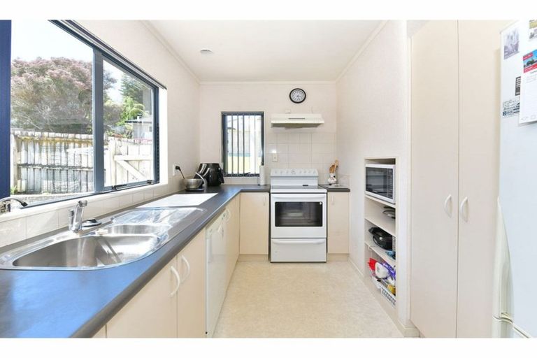 Photo of property in 62 Donald Street, Stanmore Bay, Whangaparaoa, 0932