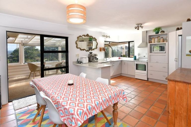 Photo of property in 75 Pipitiwai Drive, Helensville, Kaukapakapa, 0871