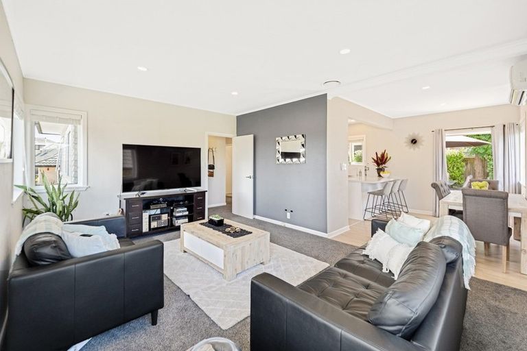 Photo of property in 23a Elliot Street, Howick, Auckland, 2014