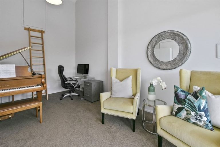 Photo of property in 243 Clevedon Kawakawa Road, Clevedon, Papakura, 2585