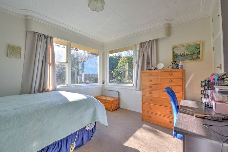 Photo of property in 18 Johnston Street, Gore, 9710