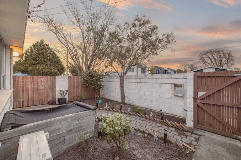 Photo of property in 3/574 Hereford Street, Linwood, Christchurch, 8011