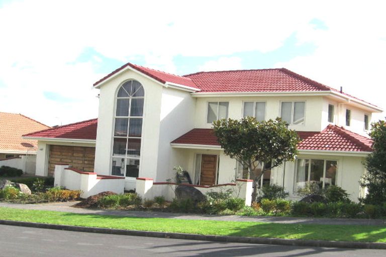 Photo of property in 6 Chale Place, Somerville, Auckland, 2014