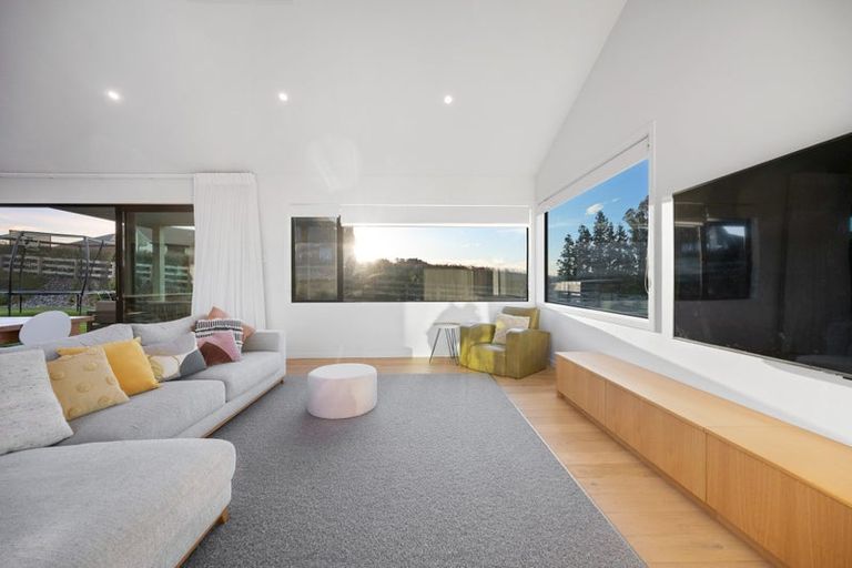 Photo of property in 32 Glenwood Grove, Whatawhata, Hamilton, 3285