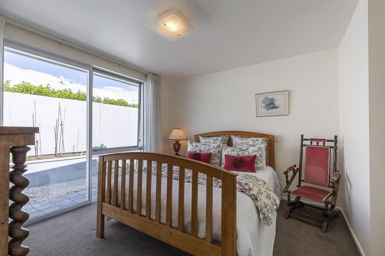 Photo of property in 18 Istana Place, Britannia Heights, Nelson, 7010