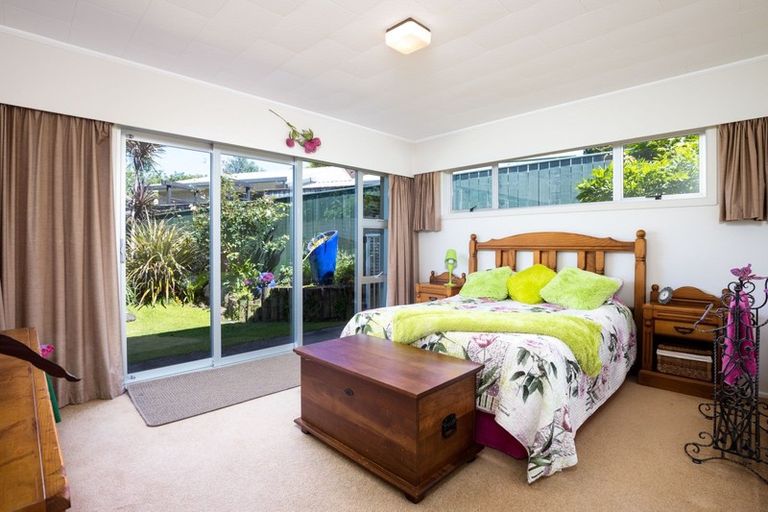 Photo of property in 172a Mangorei Road, Merrilands, New Plymouth, 4312