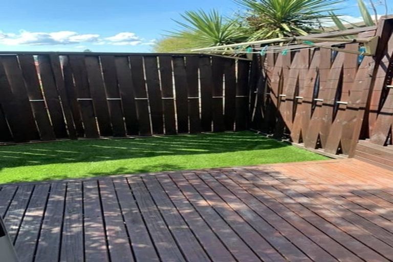 Photo of property in 58 Albionvale Road, Glen Eden, Auckland, 0602