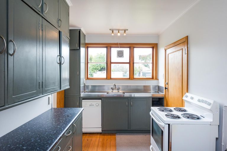 Photo of property in 59 Park Road, West End, Palmerston North, 4412