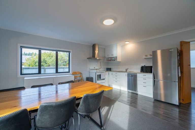 Photo of property in 25 Henry Street, Te Anau, 9600