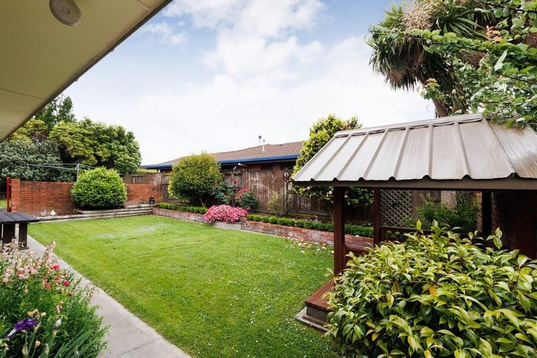 Photo of property in 5 Ashburn Lane, Awapuni, Palmerston North, 4412