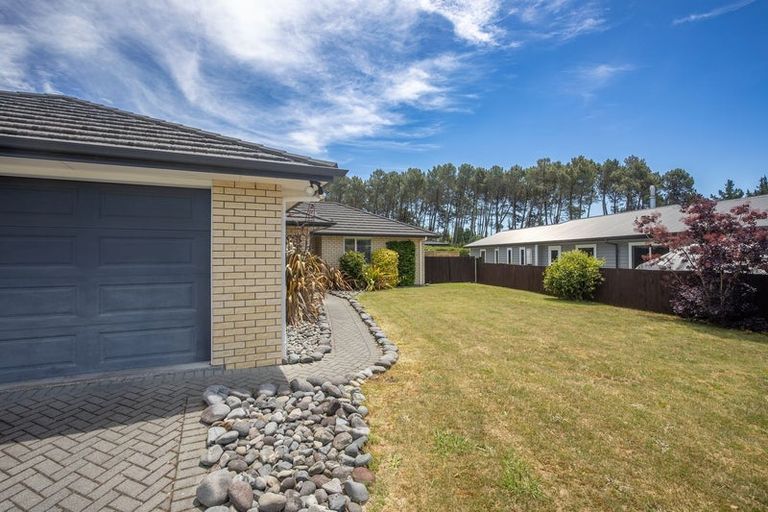 Photo of property in 60 John Norrie Place, Motuoapa, Turangi, 3382
