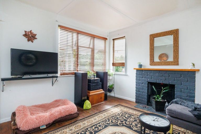 Photo of property in 47 Alexandra Street, Marton, 4710