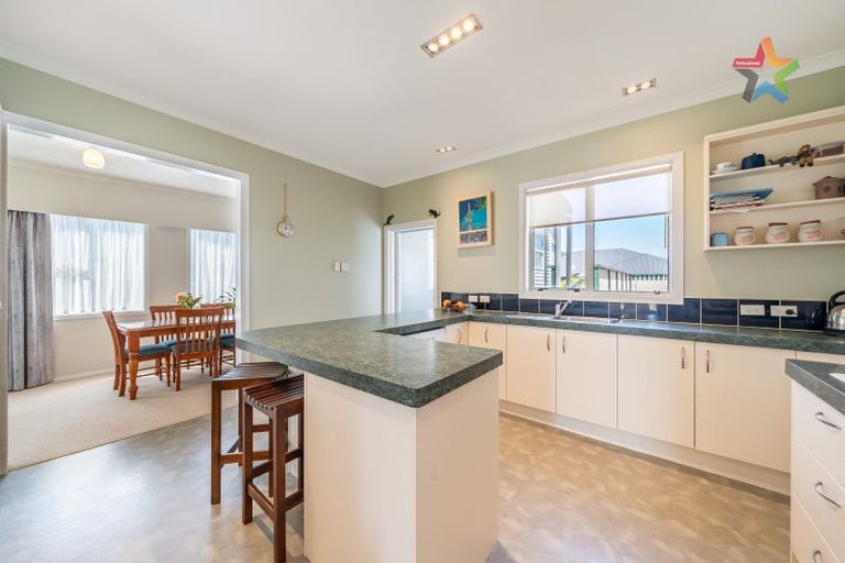 Photo of property in 17 Stellin Street, Boulcott, Lower Hutt, 5011