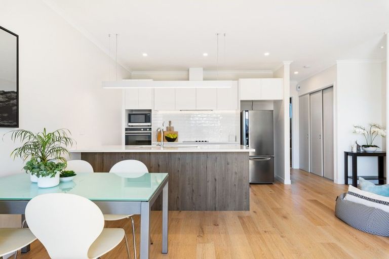 Photo of property in 87 Bomb Point Drive, Hobsonville, Auckland, 0616