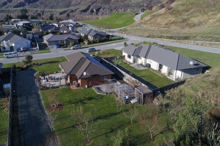 Photo of property in 38 Quill Street, Lake Hayes, Queenstown, 9304