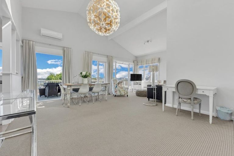 Photo of property in 2/15a Kerr Street, Devonport, Auckland, 0624