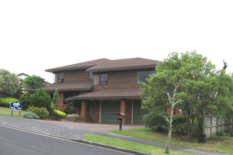 Photo of property in 9 Soling Place, West Harbour, Auckland, 0618