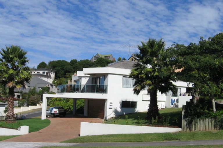 Photo of property in 36 Penguin Drive, Murrays Bay, Auckland, 0630