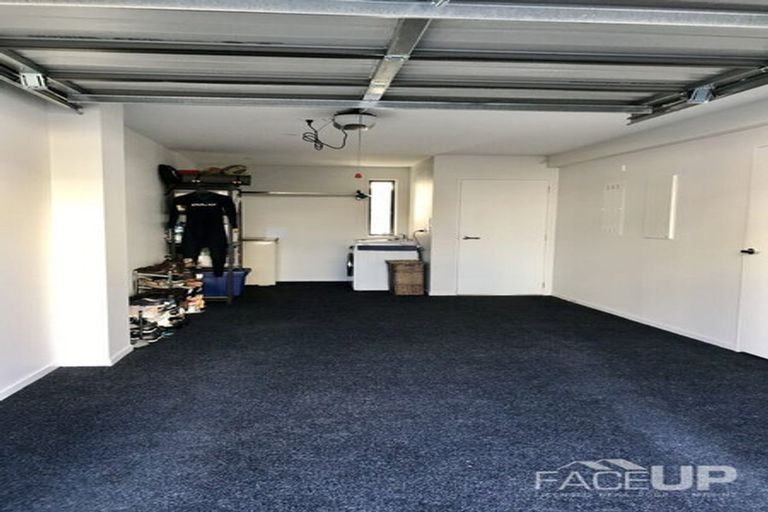 Photo of property in 9 Glenae Lane, Hobsonville, Auckland, 0618