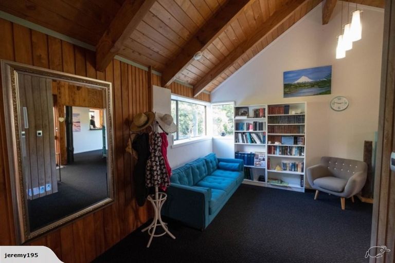 Photo of property in 113 Veale Road, Ridgewood, New Plymouth, 4371