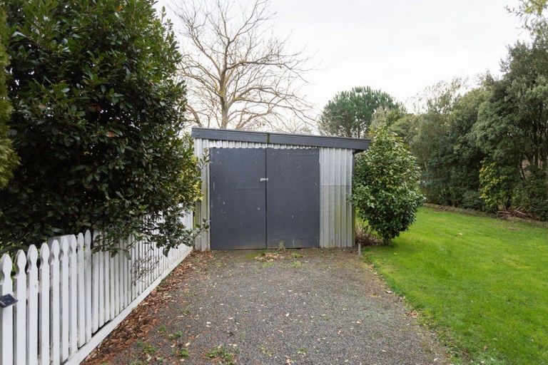 Photo of property in 3 Heretaunga Road, Maharahara, Dannevirke, 4972